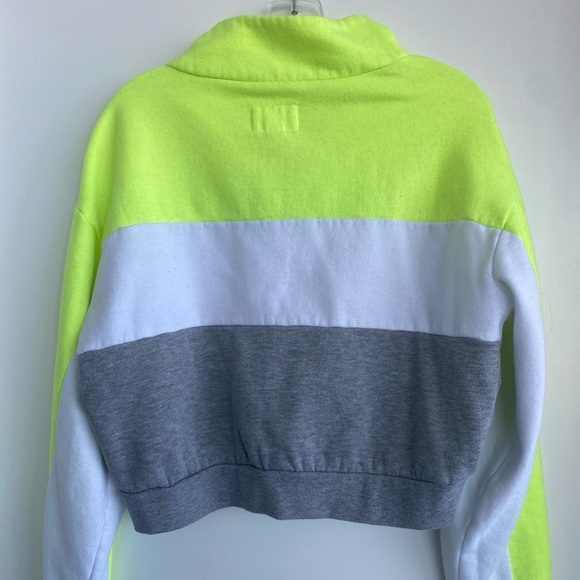 Color Block Pullover - Picture 3 of 3